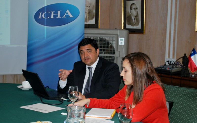 Primera reunión del comité de normas de parrillas de piso