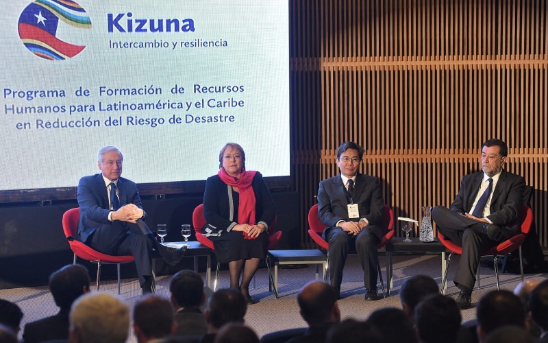 Presidenta Bachelet presenta programa de capacitación de profesionales latinoamericanos en Reducción de Riesgo de Desastre