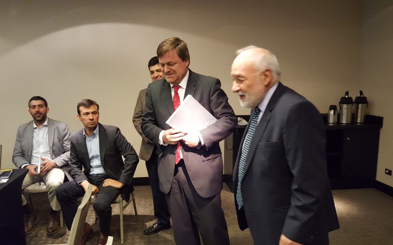 Socios ICHA se reúnen para dialogar con el Presidente de la Institución